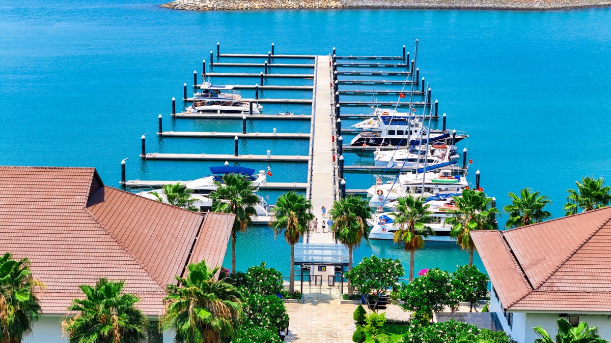 PIER B