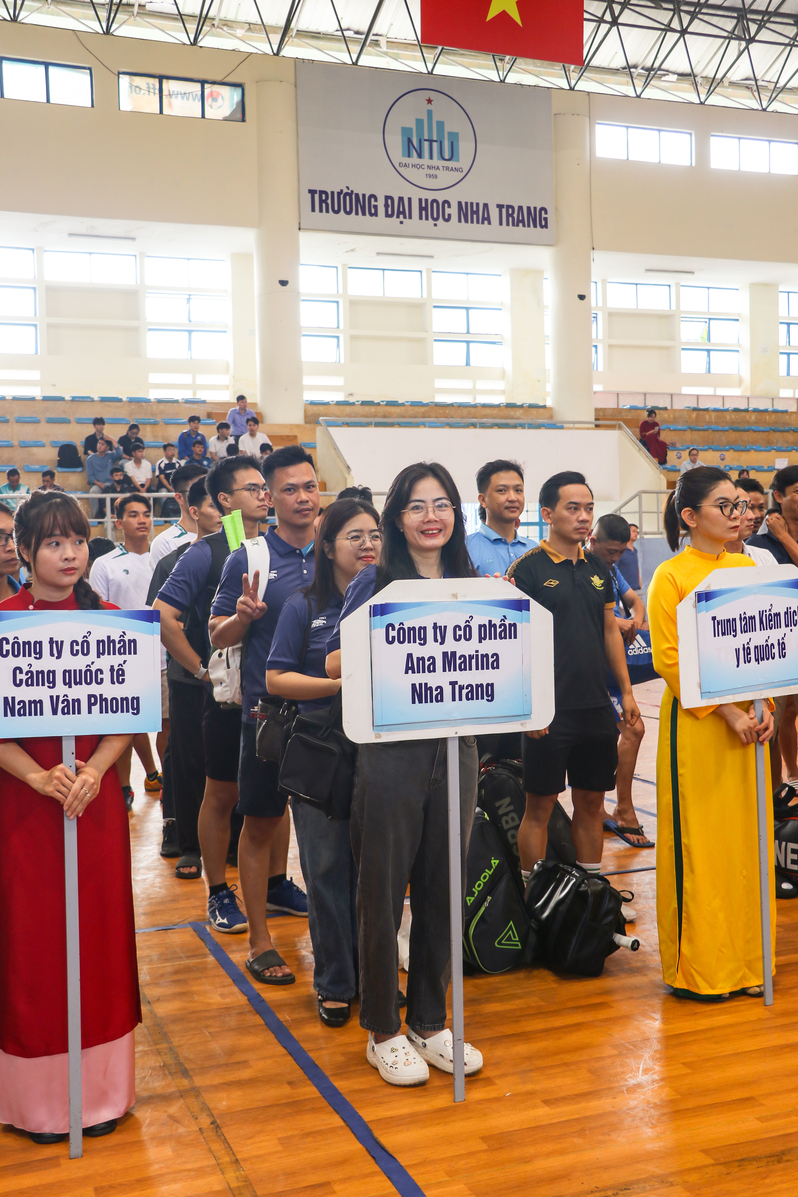 ANA MARINA NHA TRANG PARTICIPATES IN THE 2025 TRADITIONAL SPORTS FESTIVAL OF KHANH HOA MARITIME SECTOR